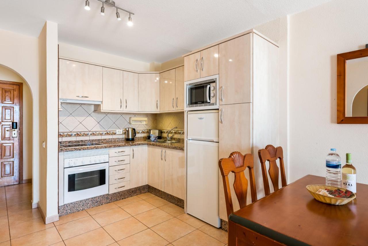 Club Tenerife Apartments Los Cristianos  Ngoại thất bức ảnh