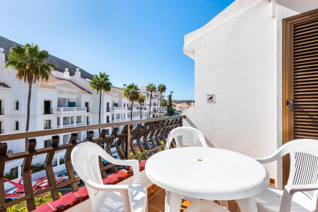 Club Tenerife Apartments Los Cristianos  Ngoại thất bức ảnh