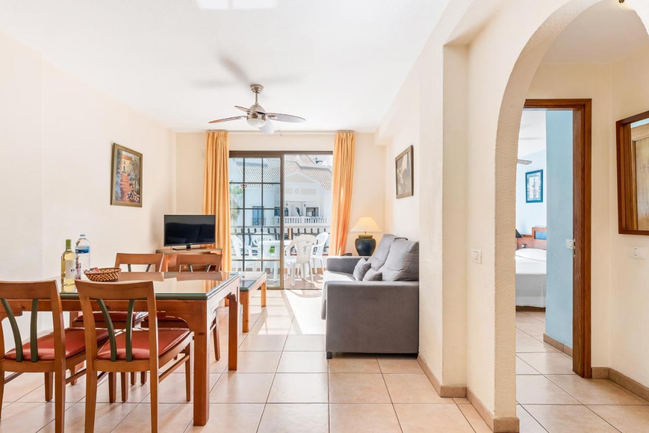 Club Tenerife Apartments Los Cristianos  Ngoại thất bức ảnh