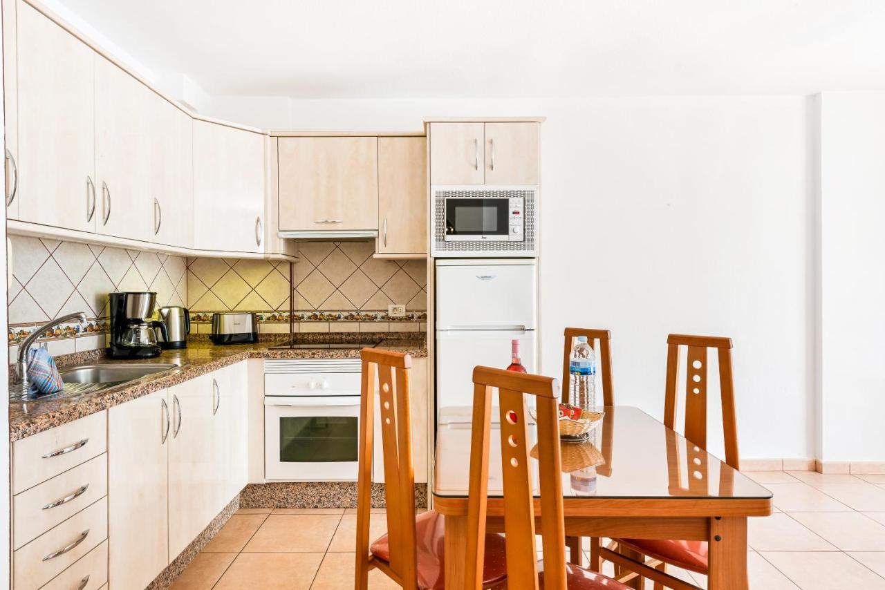 Club Tenerife Apartments Los Cristianos  Ngoại thất bức ảnh