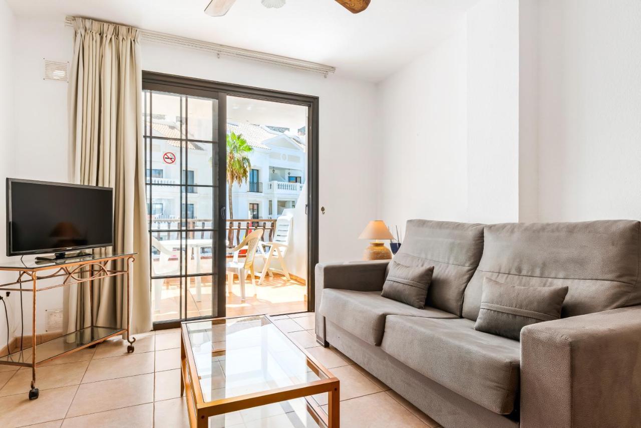 Club Tenerife Apartments Los Cristianos  Ngoại thất bức ảnh