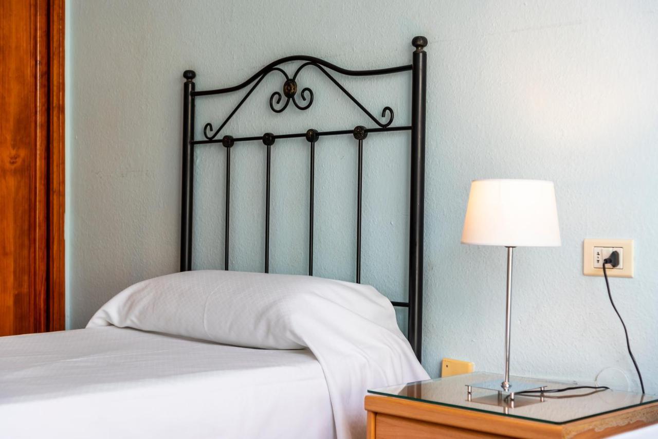 Club Tenerife Apartments Los Cristianos  Ngoại thất bức ảnh
