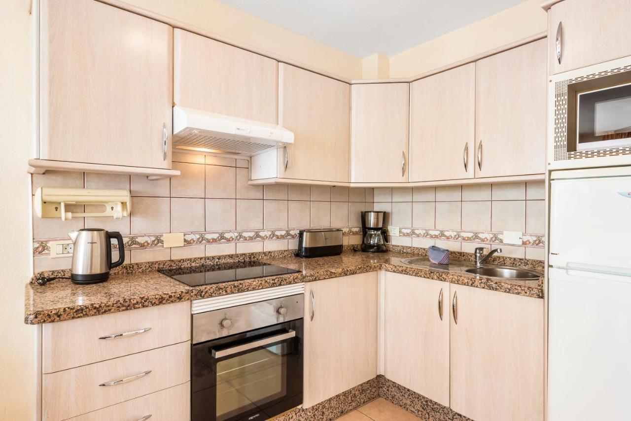 Club Tenerife Apartments Los Cristianos  Ngoại thất bức ảnh